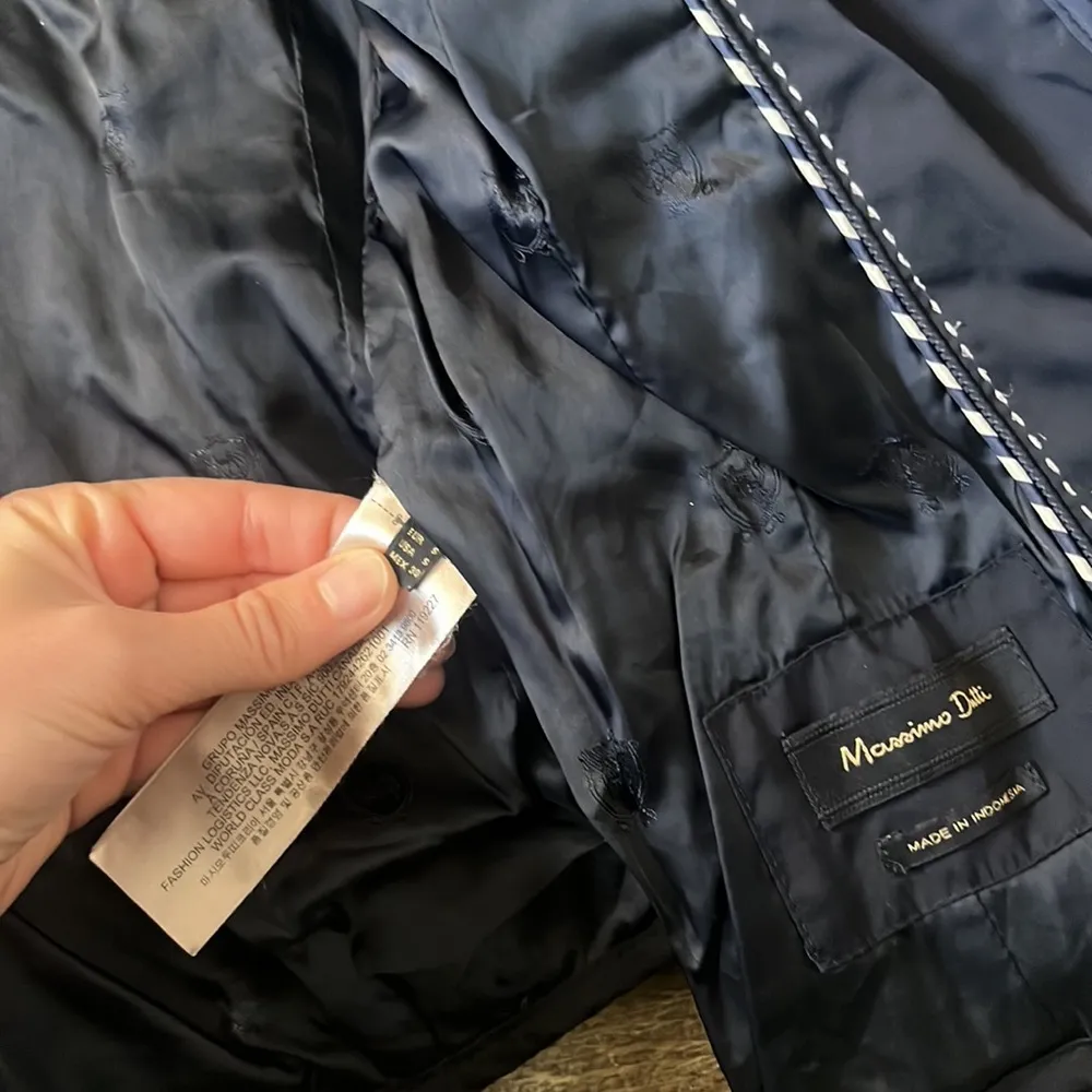 Massimo Dutti  Navy Quilted Jacket Size Small - Image 3