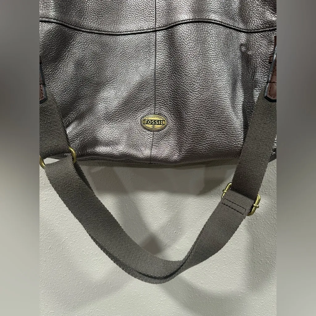 Fossil Explorer Foldover Metallic Pewter Leather - Image 2