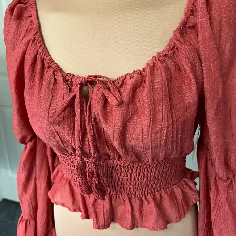 Hint of Blush Crop Peasant Flare Ruffle‎ Sleeve Boho Top - Image 2