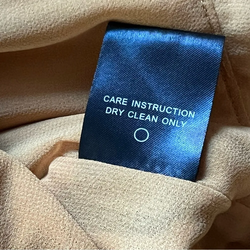 Camila Cohelo Gabriella cropped top In Gold long bishop sleeve, size S - Image 13