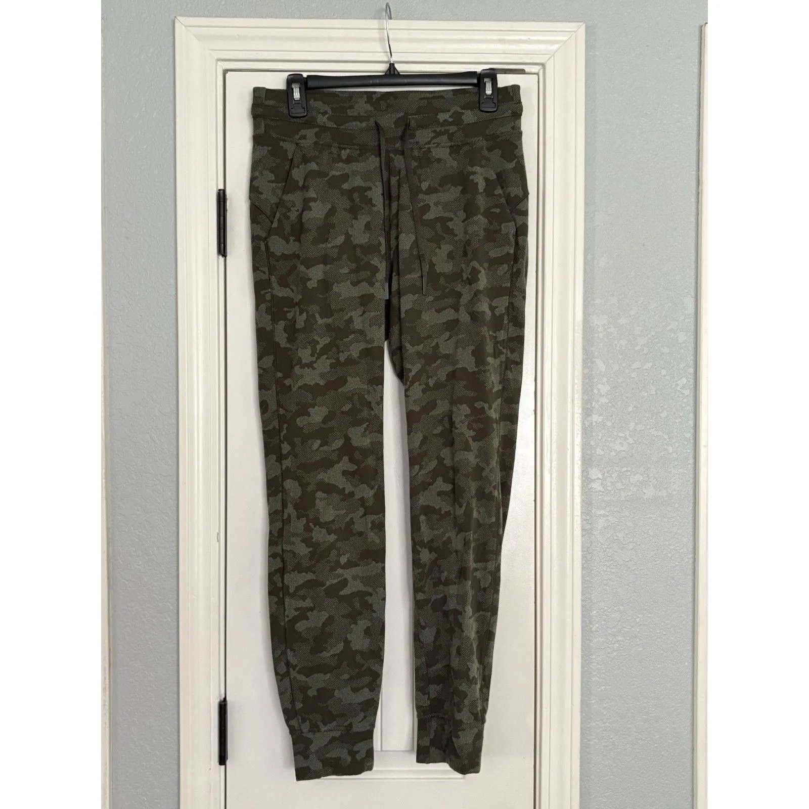 Lululemon Ready to Rulu Joggers Women Soft Stretch Lounge Pants Size 8 Green - Image 2