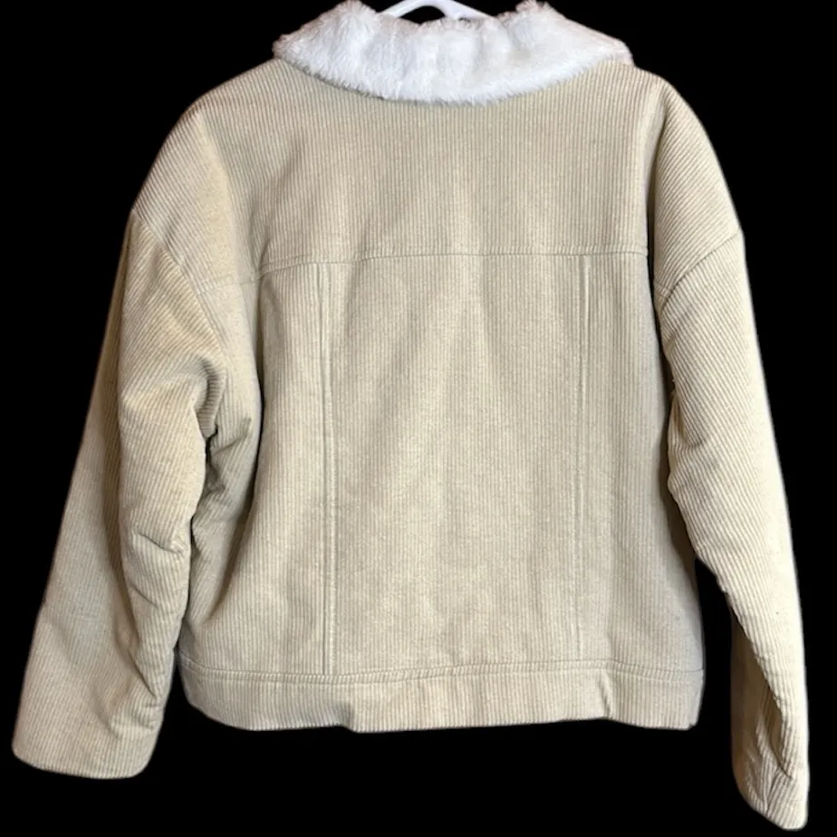 Sadie & Sage Corduroy Sherpa cropped, Faux Fur Crop Jacket 2x Host Pick Tan Size M - Image 7