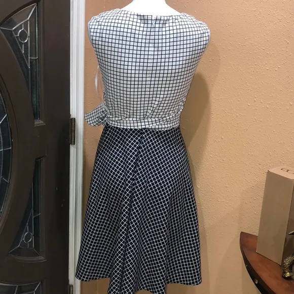 Tahari black and white dress - Image 6