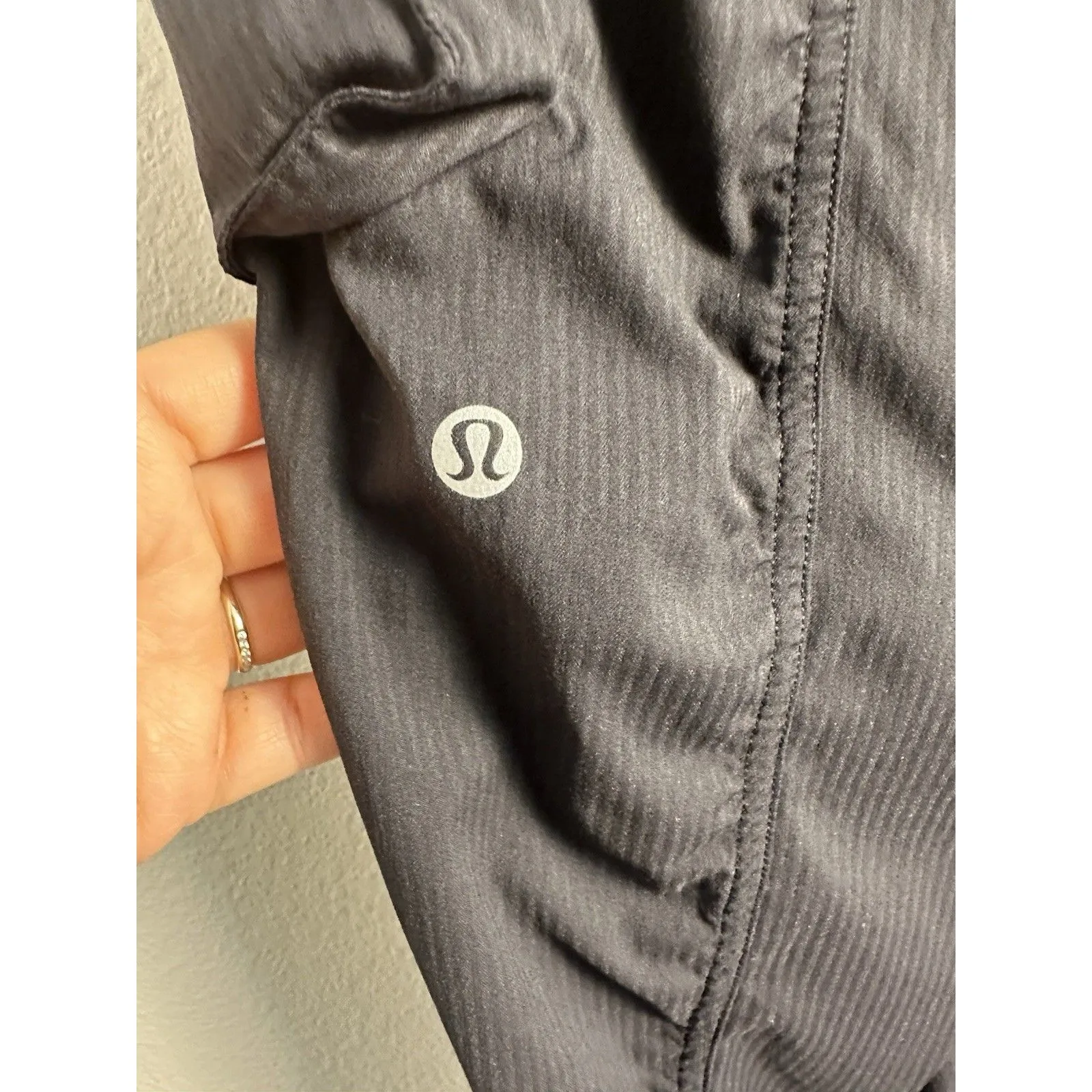 Lululemon Dance Studio Jogger Cargo Pant Mid Rise Black Size S - Image 3