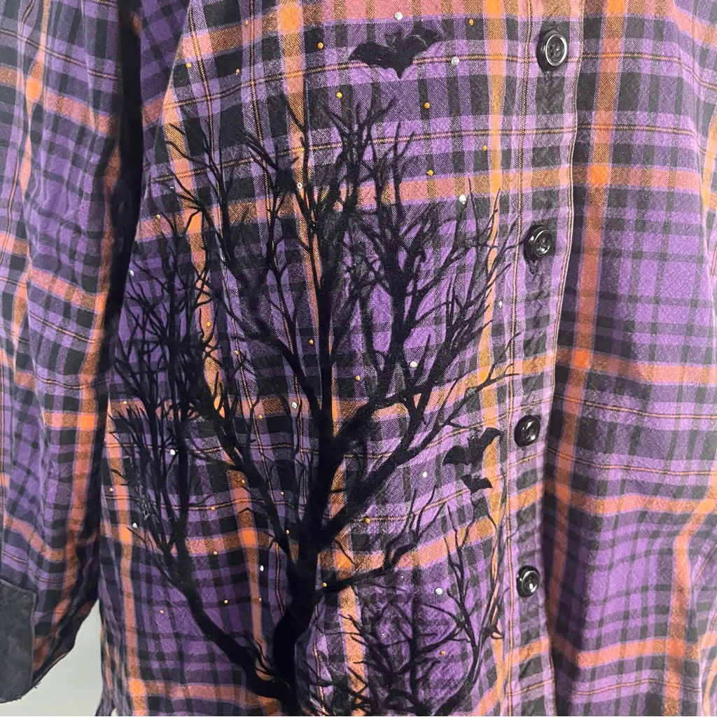 Krazy Kat Halloween Button Up Shirt Sz XL Plaid Velvet Rhinestone Detail Bats - Image 3