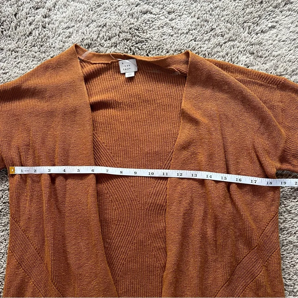 A New Day burnt orange camel brown cardigan sweater size xs - Image 4