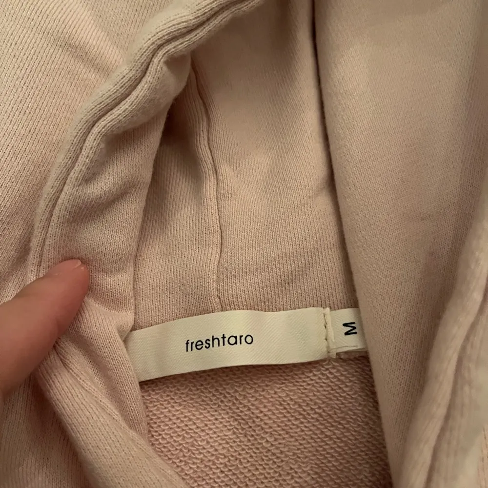 Cozy Milky Pink Hoodie with pockets Size M - Image 10