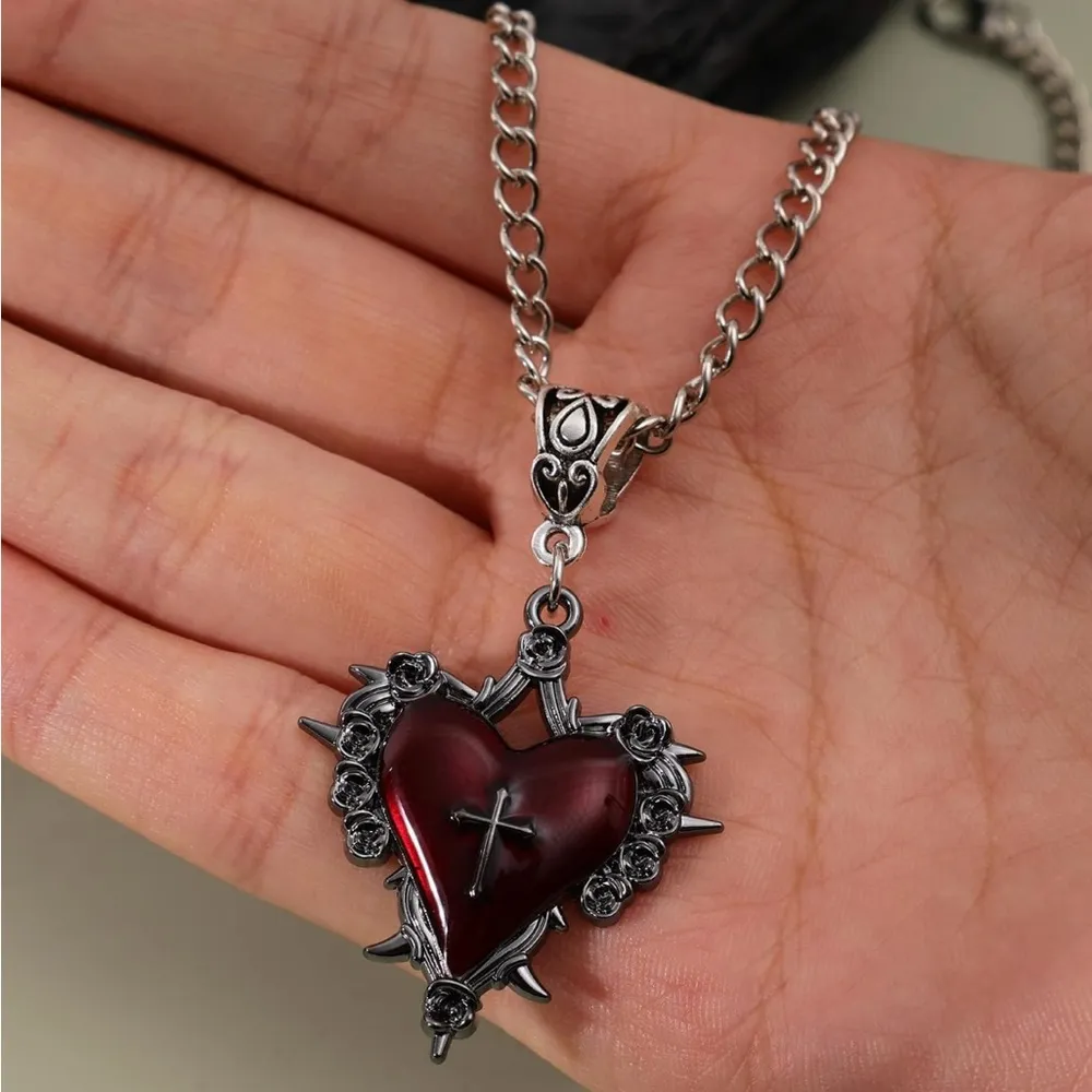 Silver and Red Gothic Heart Pendant Necklace - Image 4