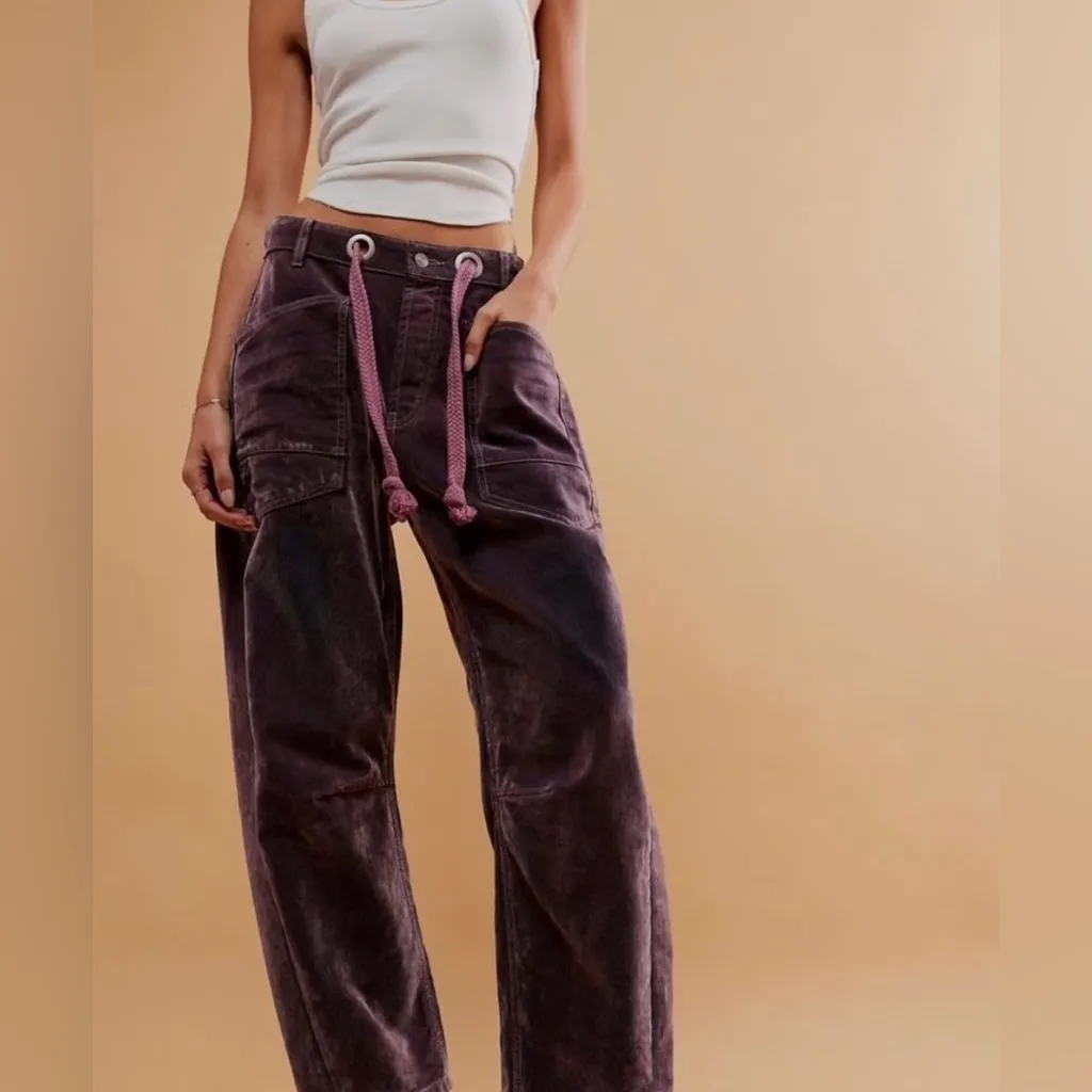 NWOT FREE PEOPLE We The Free Moxie Flocked Barrel Jeans - Pink Super RARE !!!! - Image 3