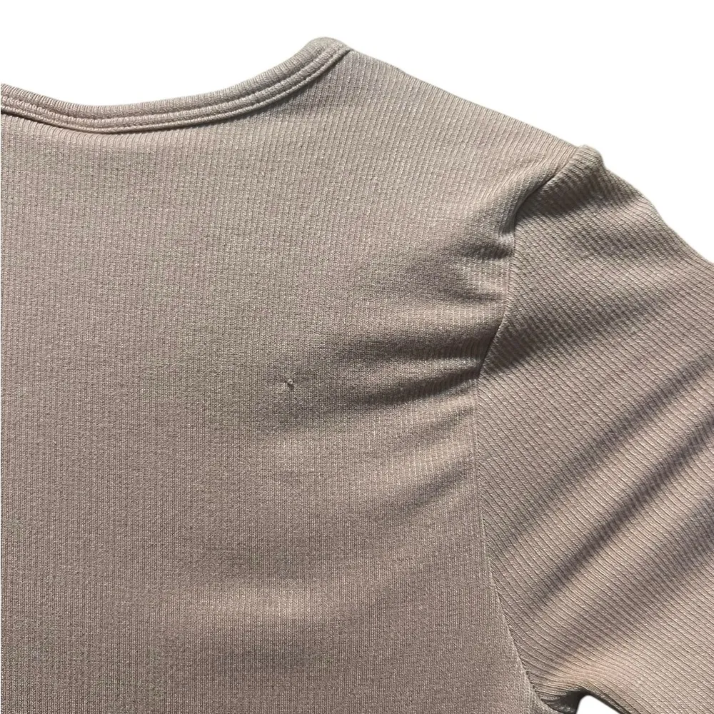 Fabletics NWT Finely Cutout Seamless Bodysuit in
Desert Size Small - Image 10