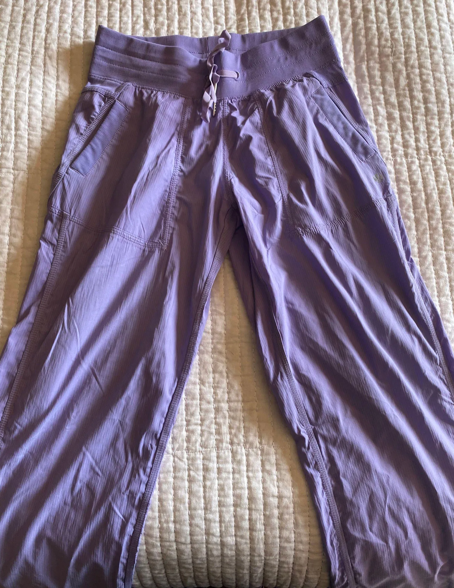 Lululemon Lavender Pants Purple Size 6 - Image 4