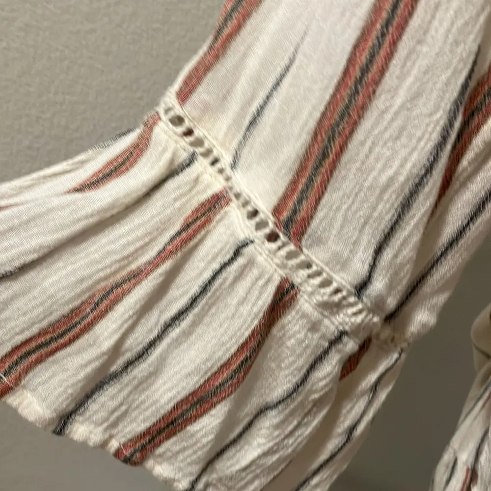 Mossimo striped off shoulder ruffle sleeves and bottom blouse 5G Red Size XL - Image 4