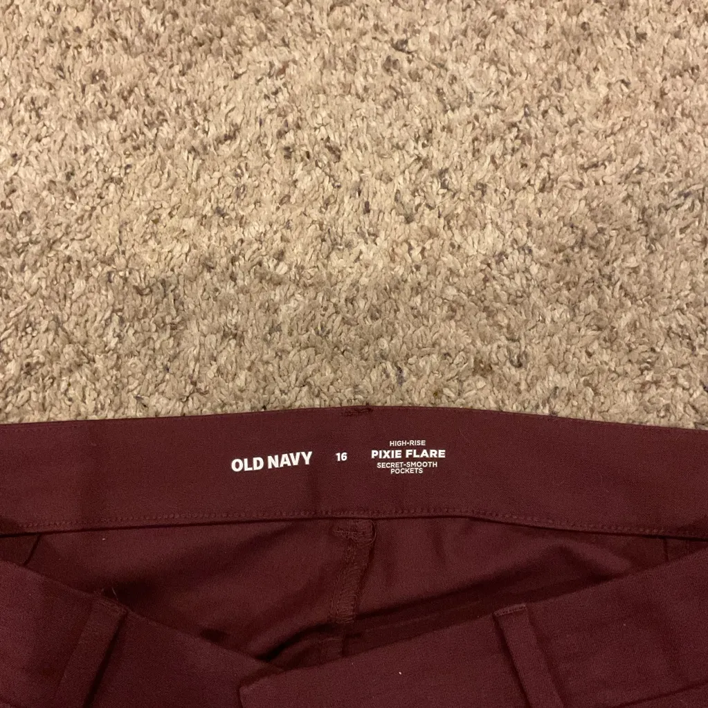 Old Navy  Maroon Pixie Flare Pants - Image 3