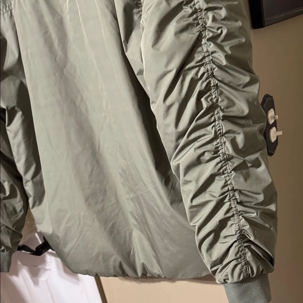 BB Dakota Sage Green Puffy Bomber Jacket - Image 5