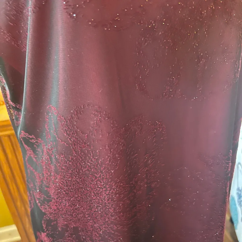 Lisa Jo Y2K black/red/sparkly sleeveless Showgirl midi dress. Size 12. Black - Image 4