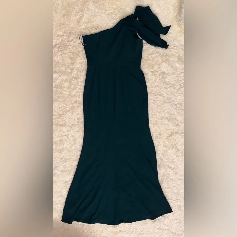 NWOT DRESS THE POPULATION Georgina One-Shoulder Crepe Gown in Pine XL - Image 4