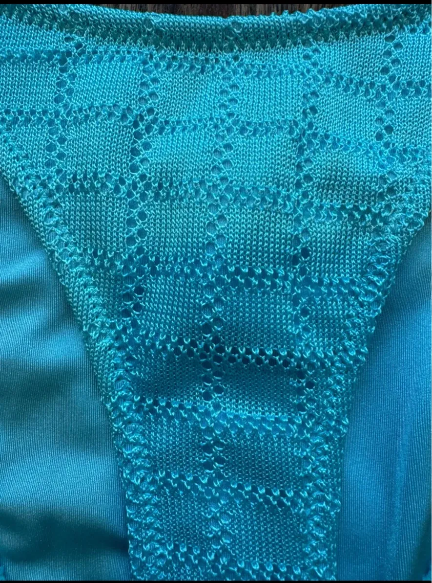 Triangl Bikini - Image 3