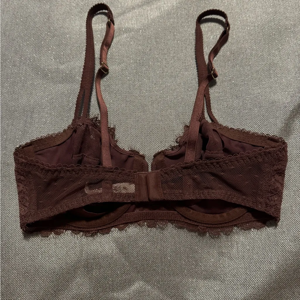 Auden Lace Underwire Bralette in Deep Purple Size undefined - Image 2