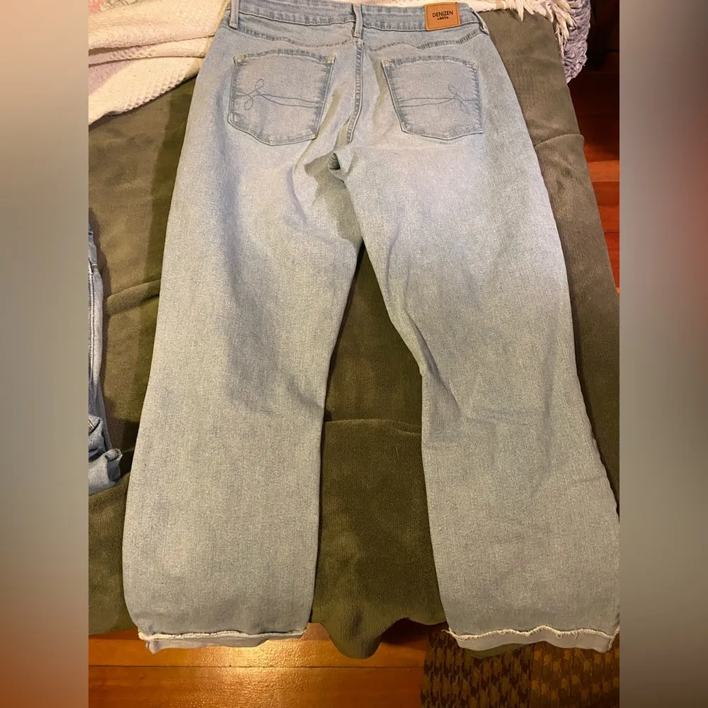 Denizen jeans by levi - size 8 w29 - Image 2