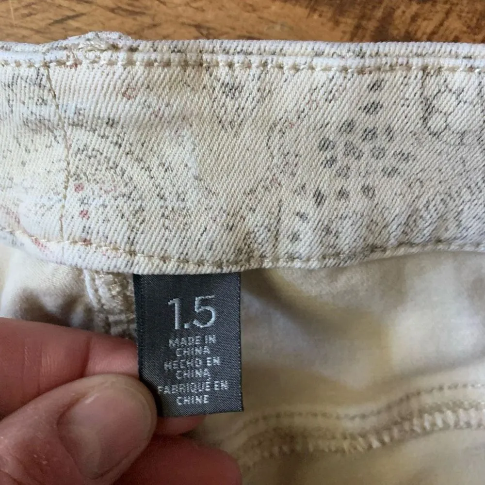 Chicos tan paisley straight leg normcore girlfriend jeans - Image 2