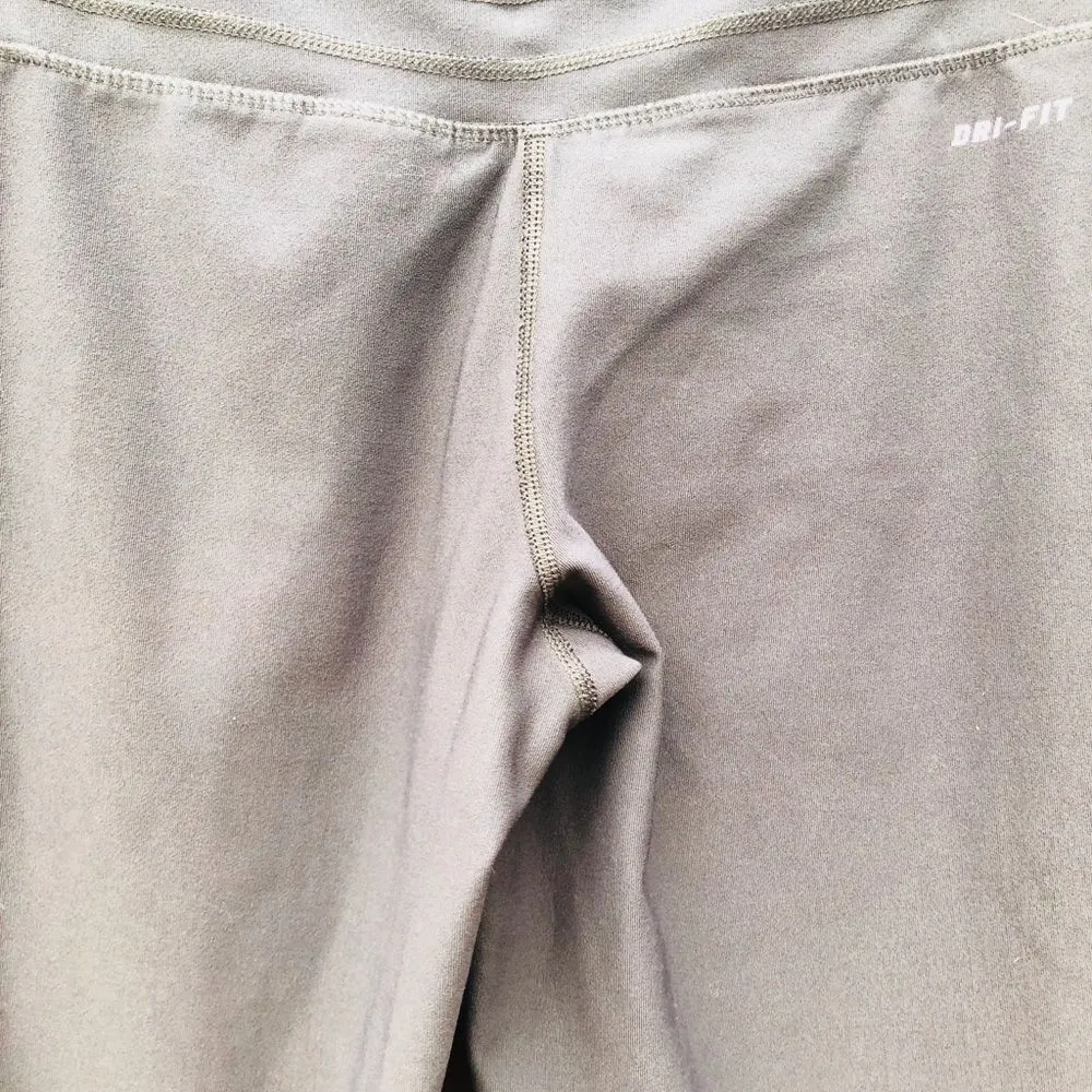 Nike Dri-Fit‎ Capri Pants - Image 5