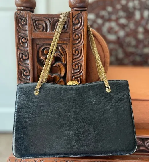 Stunning 1950s or early 1960s Morris Moskowitz Saffiano Leather evening bag Black - Image 1