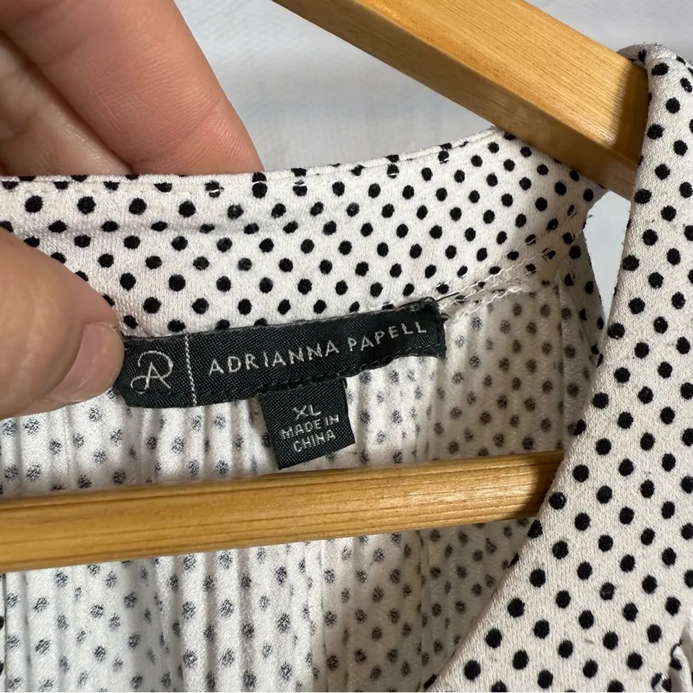 Polka Dot Sleeveless Top• size XL - Image 3