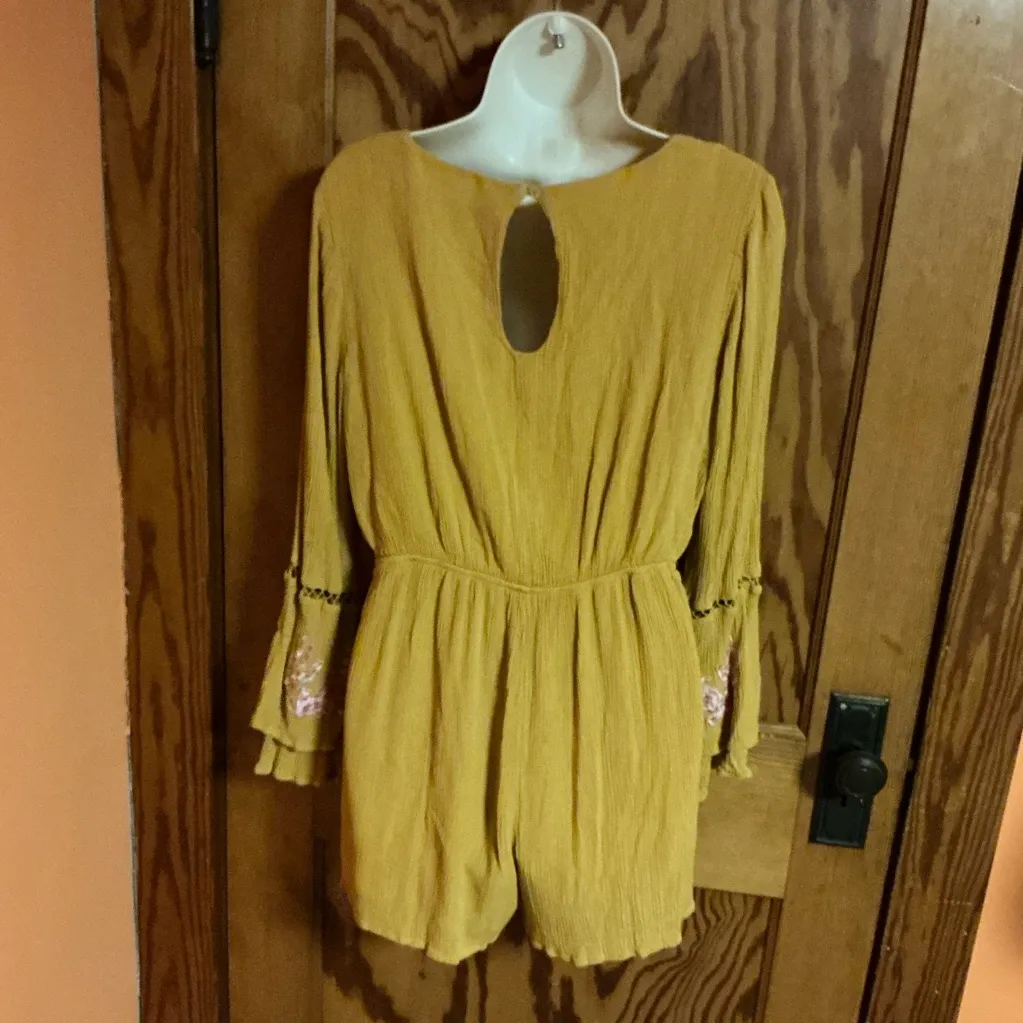 Miami Gold Boho Long Sleeve V Neck Romper - Image 10