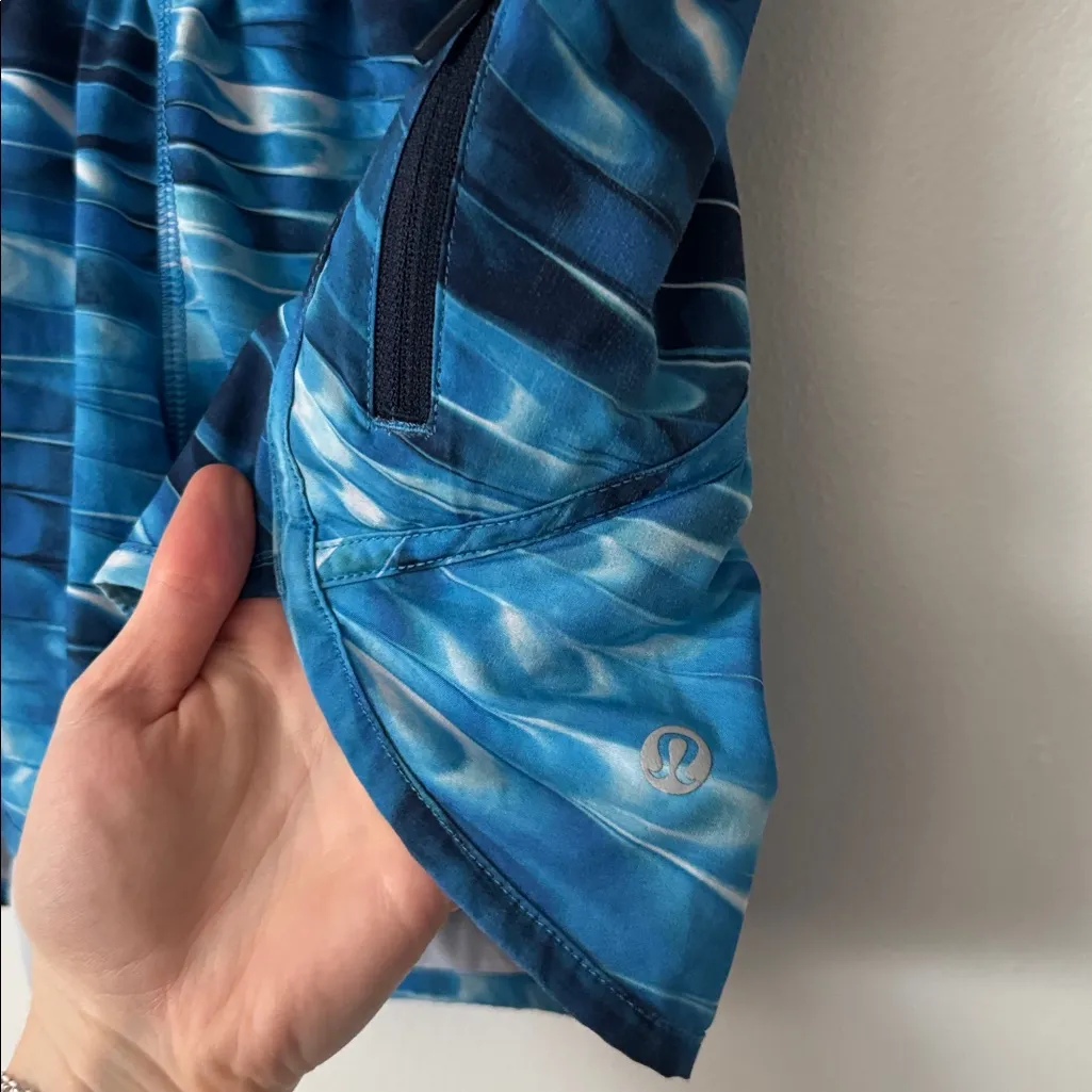 Lululemon 4 Tracker Short V *4" in Tidal Multi Blue - Image 5