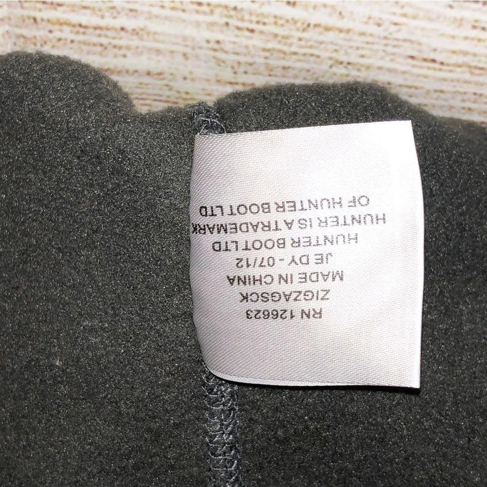 Hunter Boots Tall Socks in Blue, Green, Gray/Grey Chevron Stripes Size M - Image 6