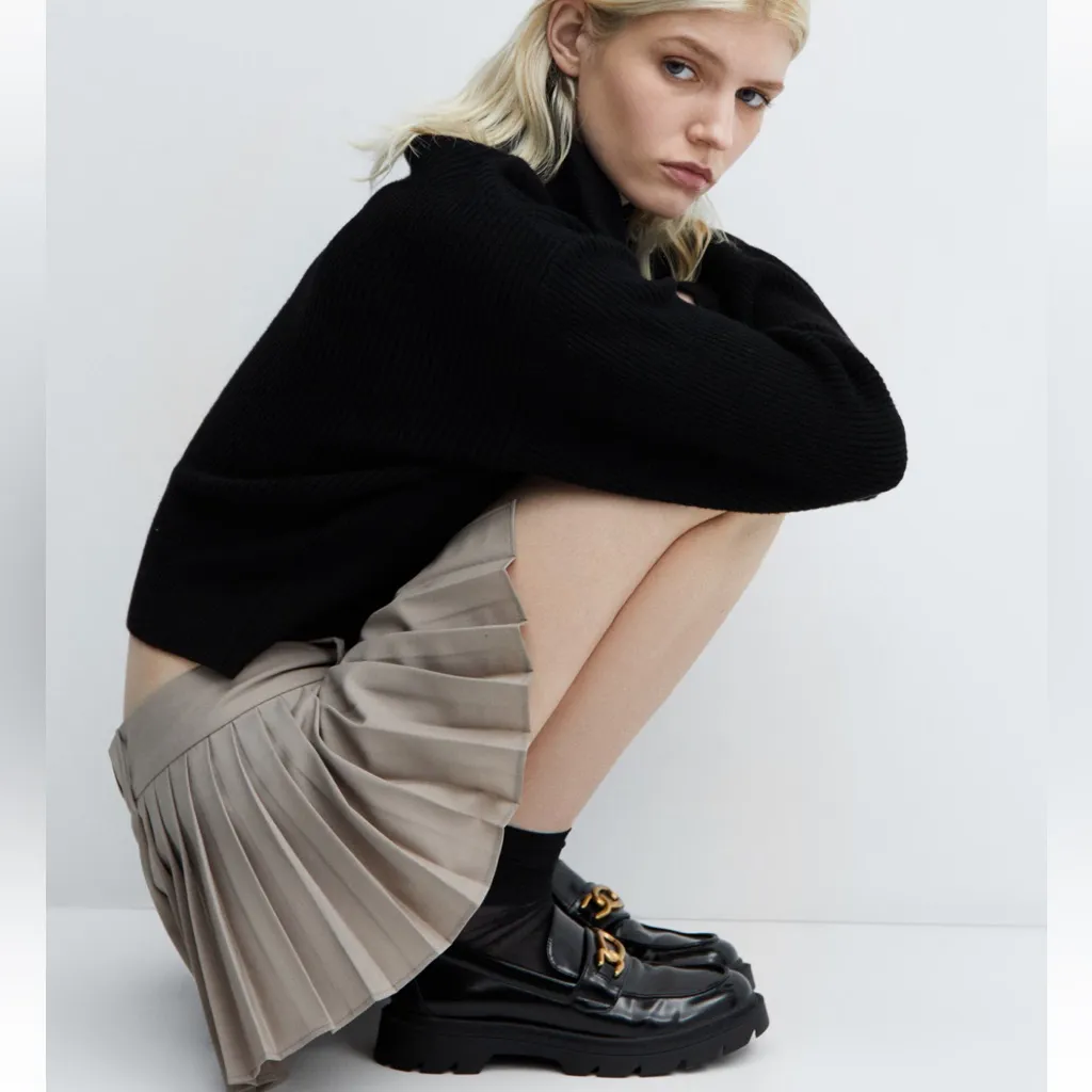 Mango Black Loafers with Gold Accent - Image 3