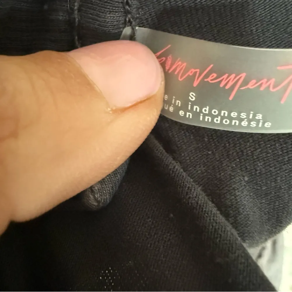 Free People Movement Hot Shot Reversible Shirt Washed Black Small - Image 5