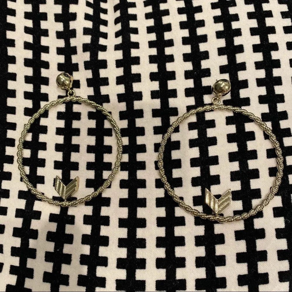 Melody Ehsani Braided Rope Chain Gold Hoops in GREAT condition!! - Image 3