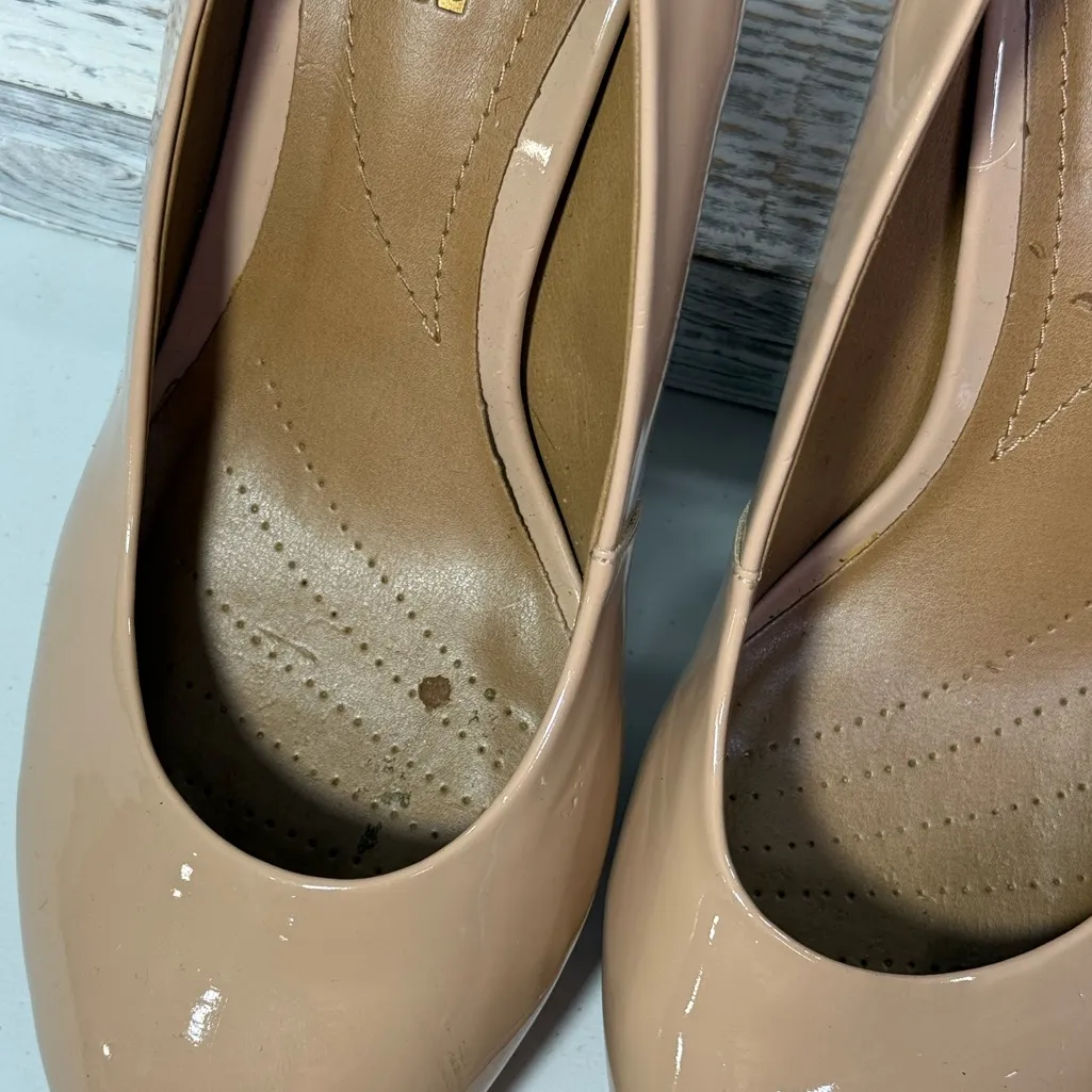 CLARKS Patent Leather Platform Pumps Beige-8W - Image 12