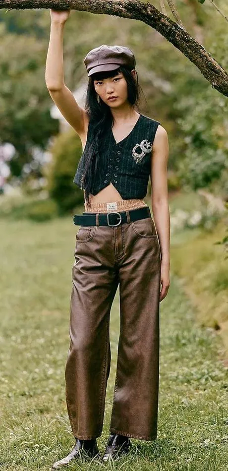 FREE PEOPLE Misha Vegan Brown Barrel Pants 25 - Image 5