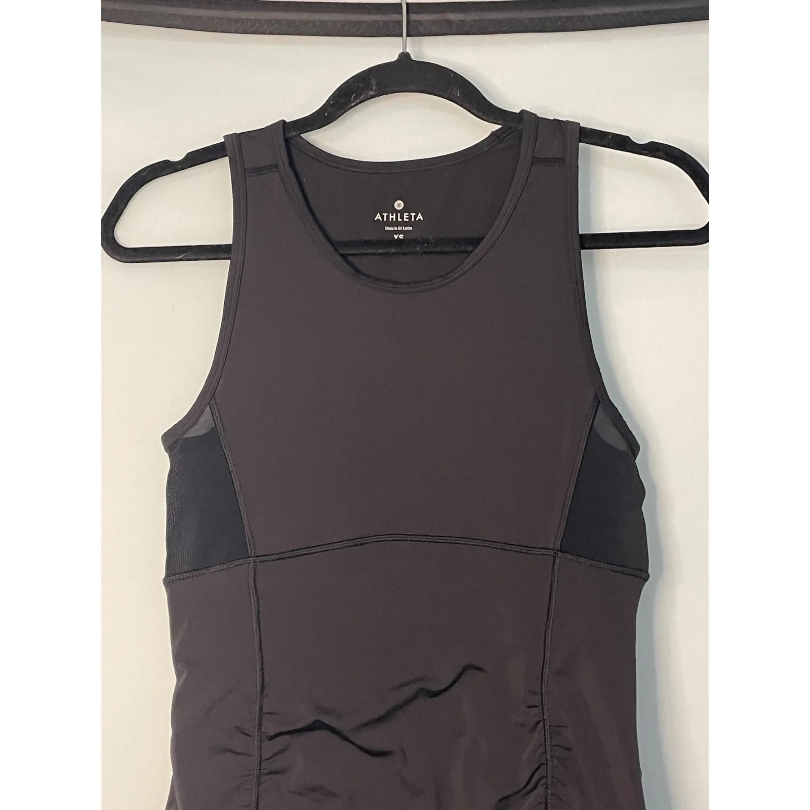 Athleta Black Ruched Mesh Insert Active Tank Top Athletic Workout XS - Image 2