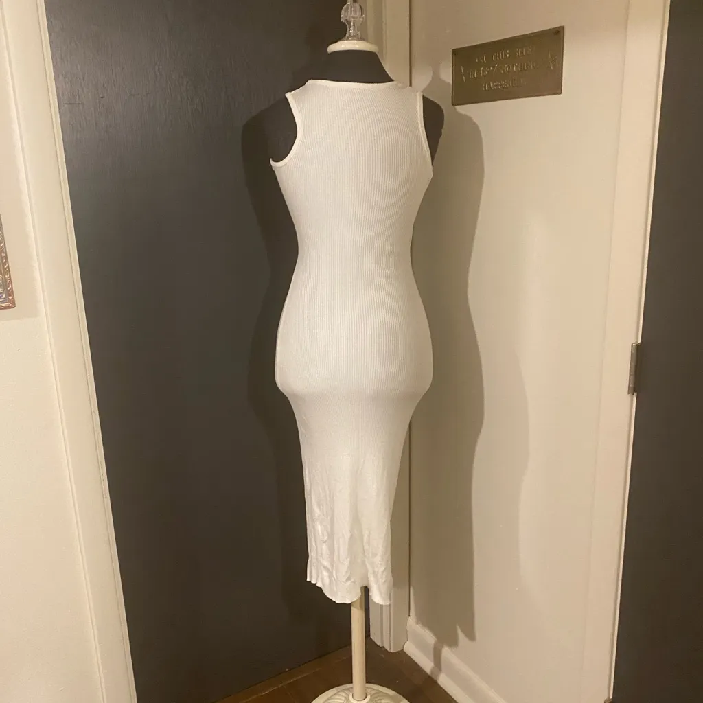 Amazon 💜 White Bodycon Midi Dress with Cutout in Ribbed fabric - Image 7