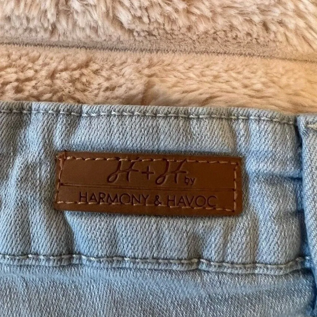 Distressed Denim Jean Shorts Raw Hem Y2K Boho Festival Grunge Light Wash Sz 12 Blue - Image 5