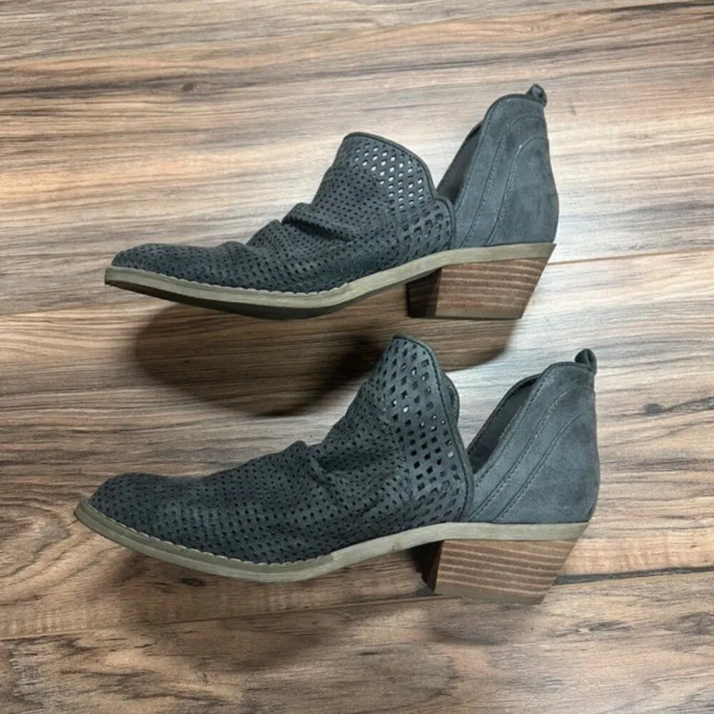 Report boots 8 - Image 4