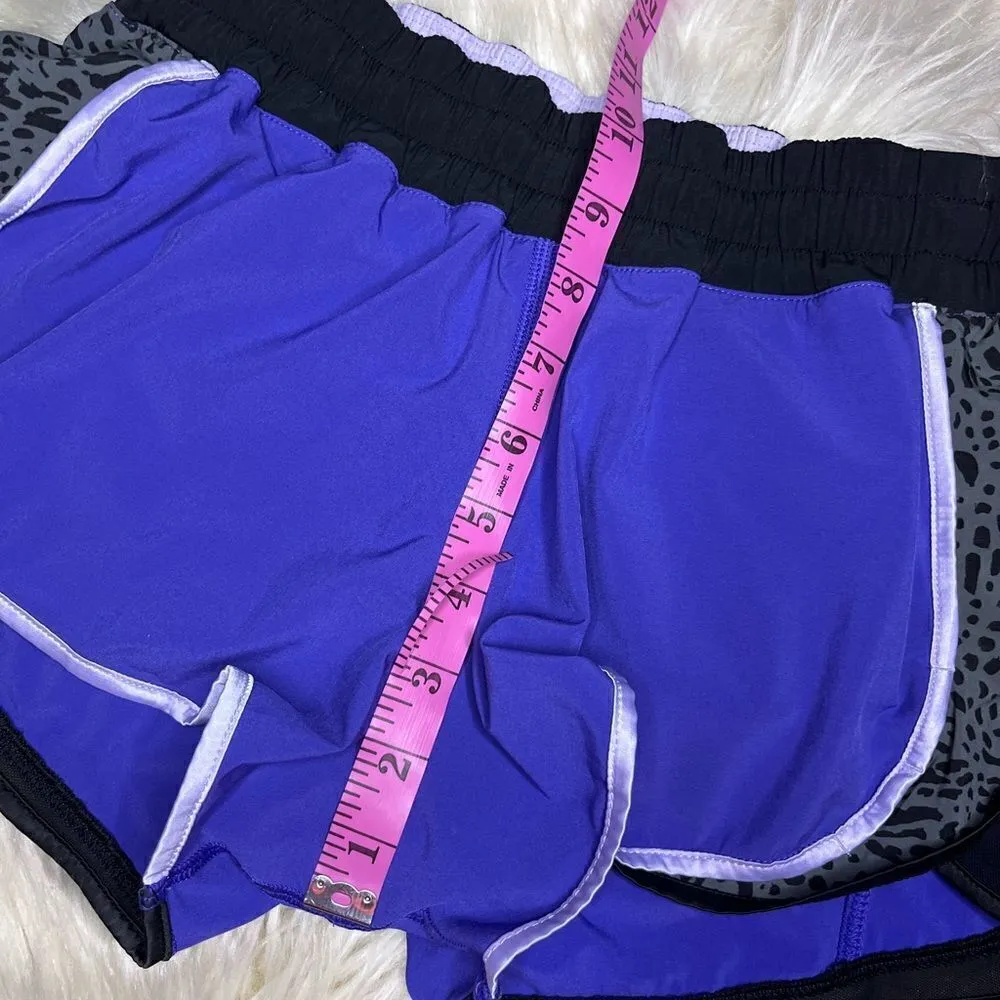 Lululemon purple/animal print hotty hot shorts sz 6 - Image 5