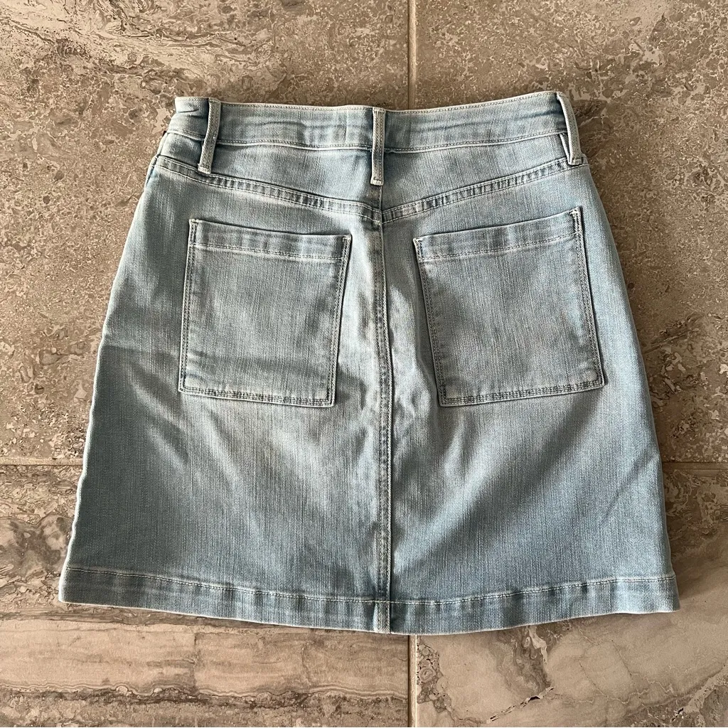 Frame Barrington Mini Skirt in Faded Blue, Size 25 / Small, Retail $215 - Image 4