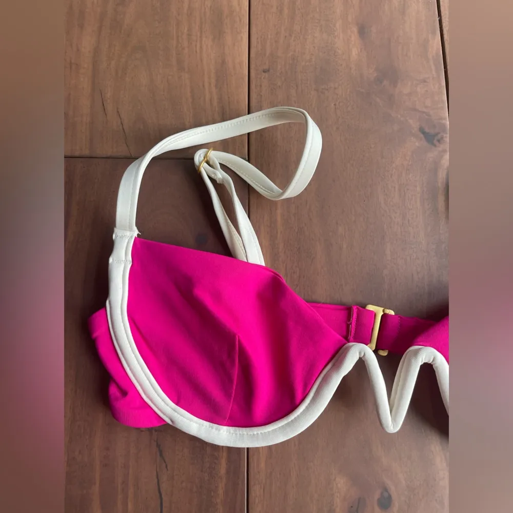L Space Nico Bikini Top Size XS - Image 3
