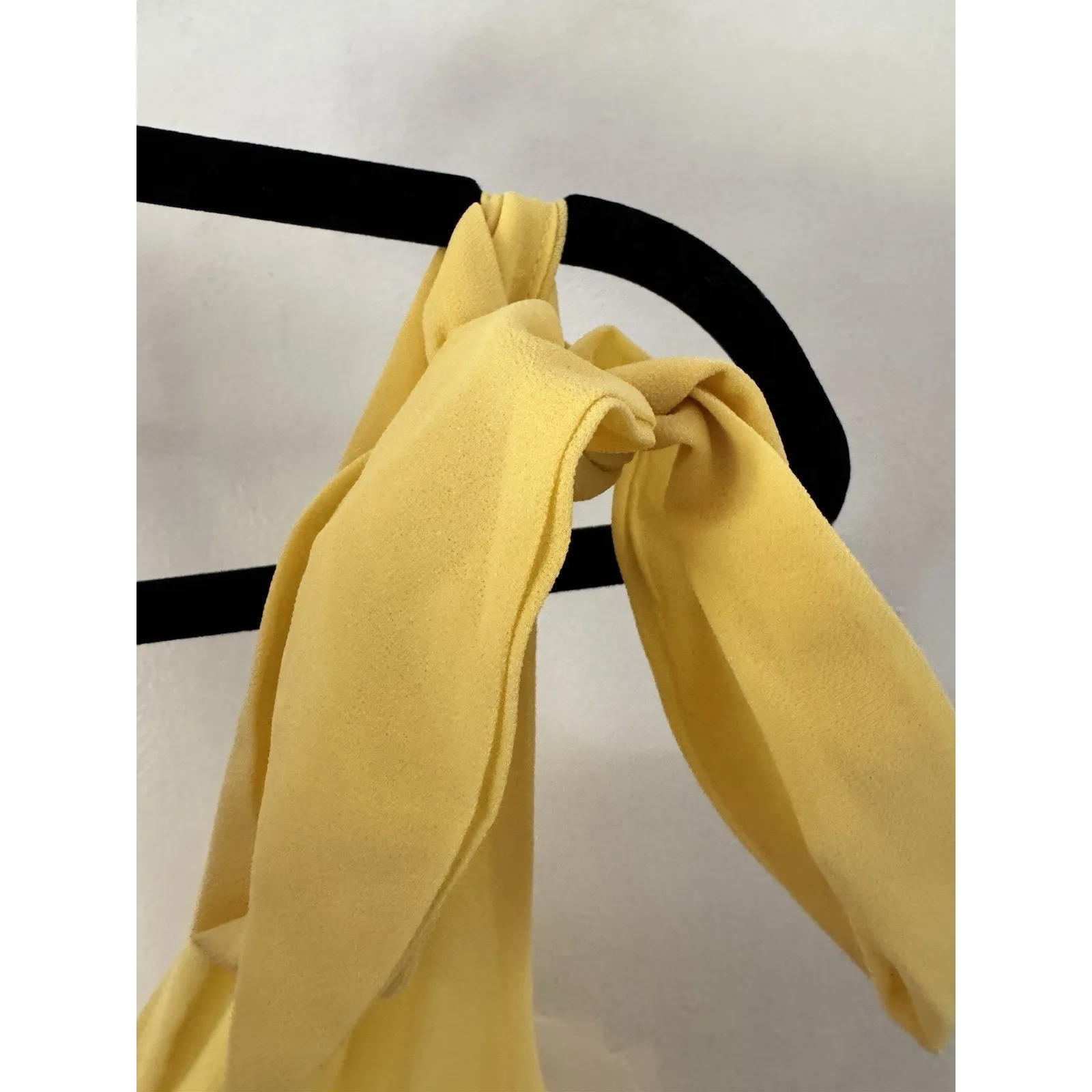 Lulus Summer Invite Tie Strap Smocked Midi Dress Butter Yellow Size XS - Image 8