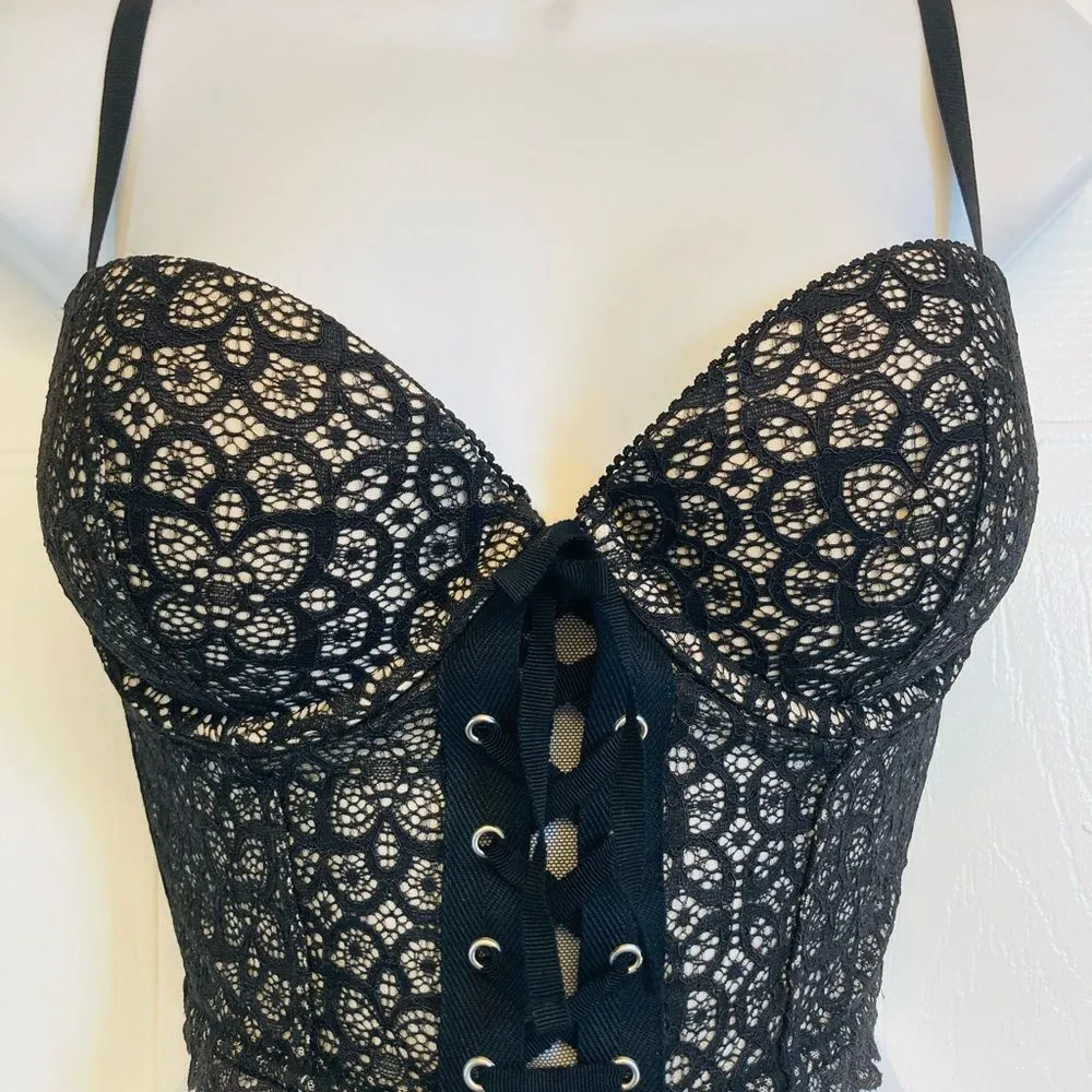 Victoria's Secret Padded Demi Corset Black Lace Bustier Bra Size 32D Longline‎ - Image 2