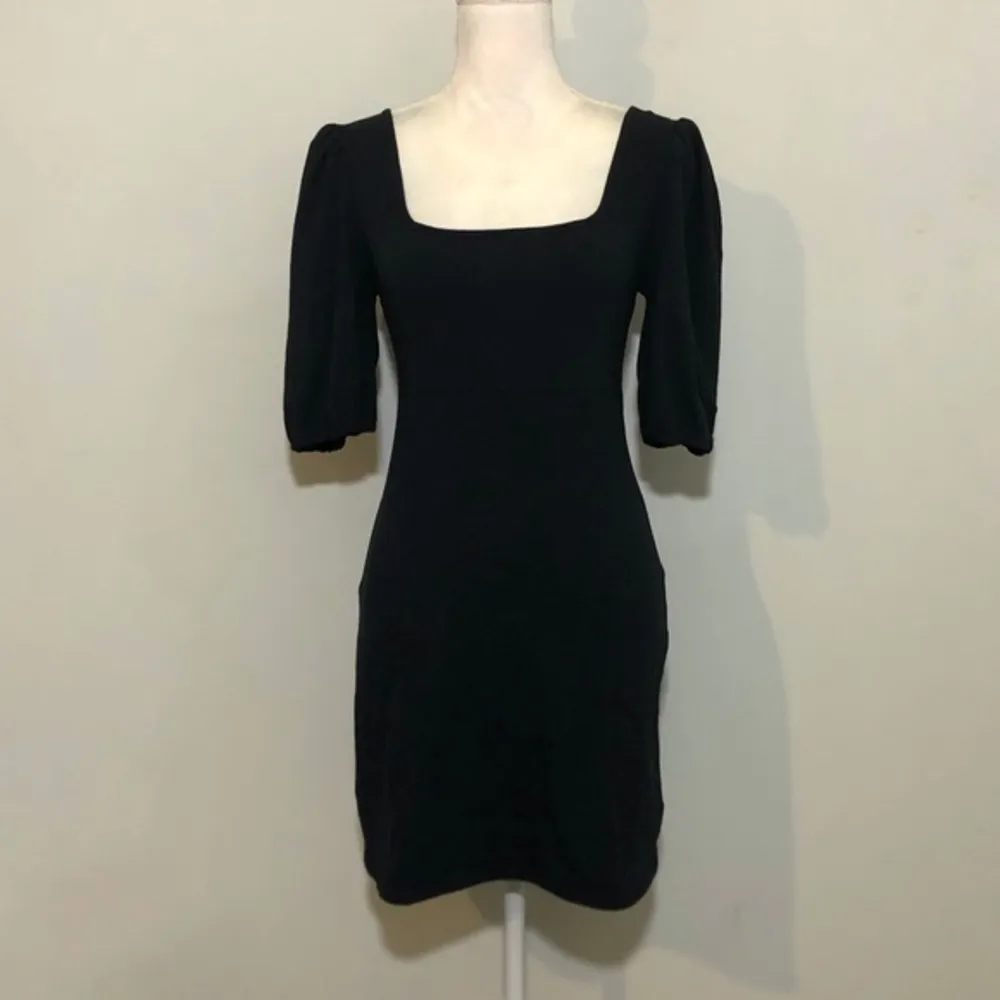 NWOT Black Fitted Mini Dress Puffy Half Sleeve New - Image 3
