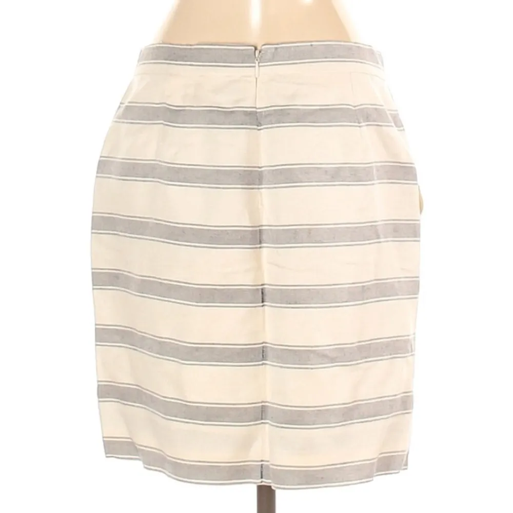 J.Crew neutral ivory Gray Striped Mini Skirt sz 4 - Image 2