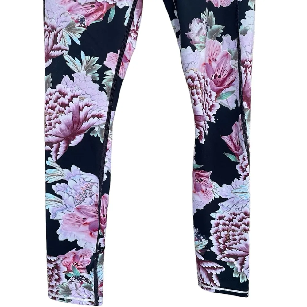 Athleta Run Free Garden Party 7/8 Tight Legging Size XS Floral Pink Black Green - Image 5