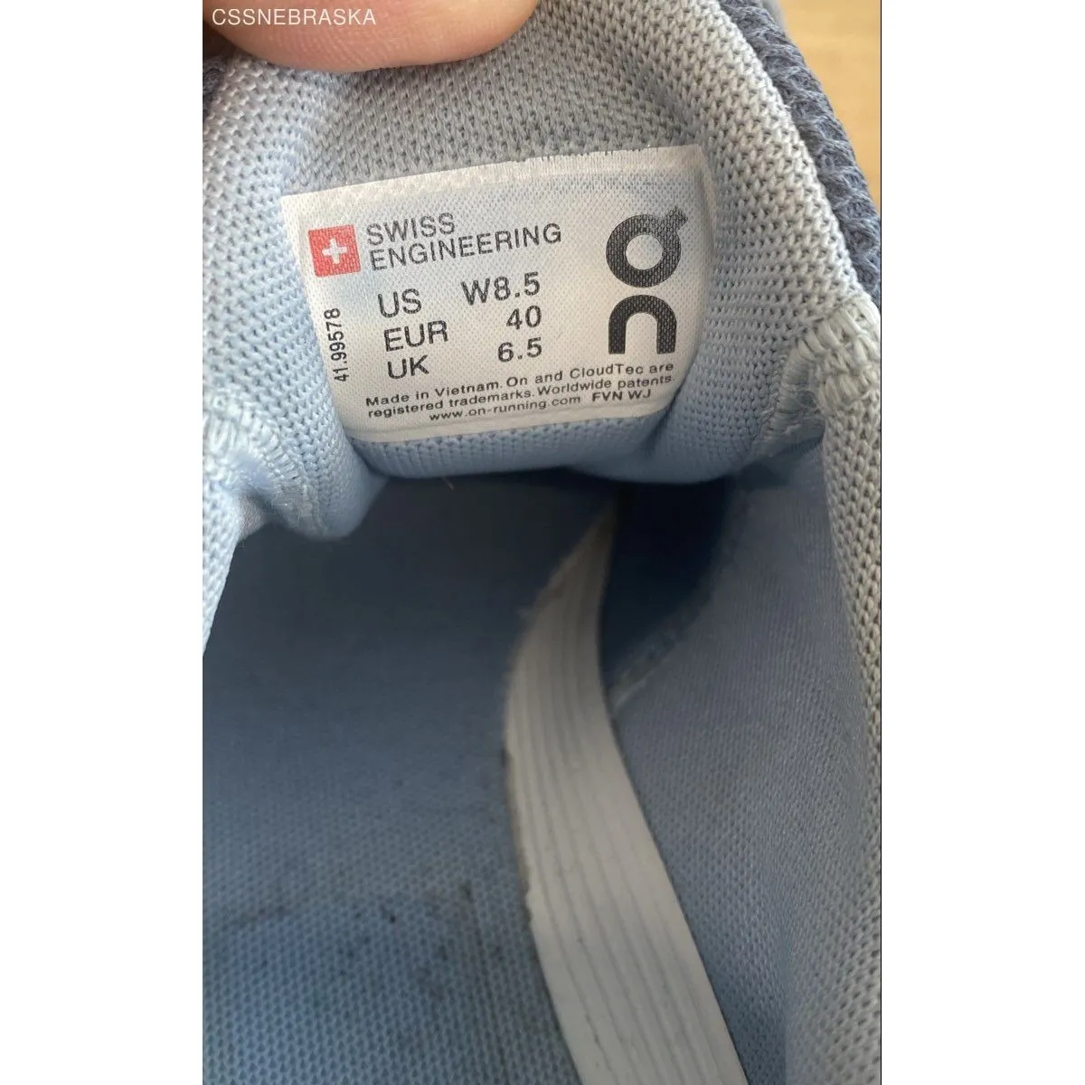 On Running Cloudswift running shoes in the Lake Sky Blue color. - Size 8.5 - Image 10