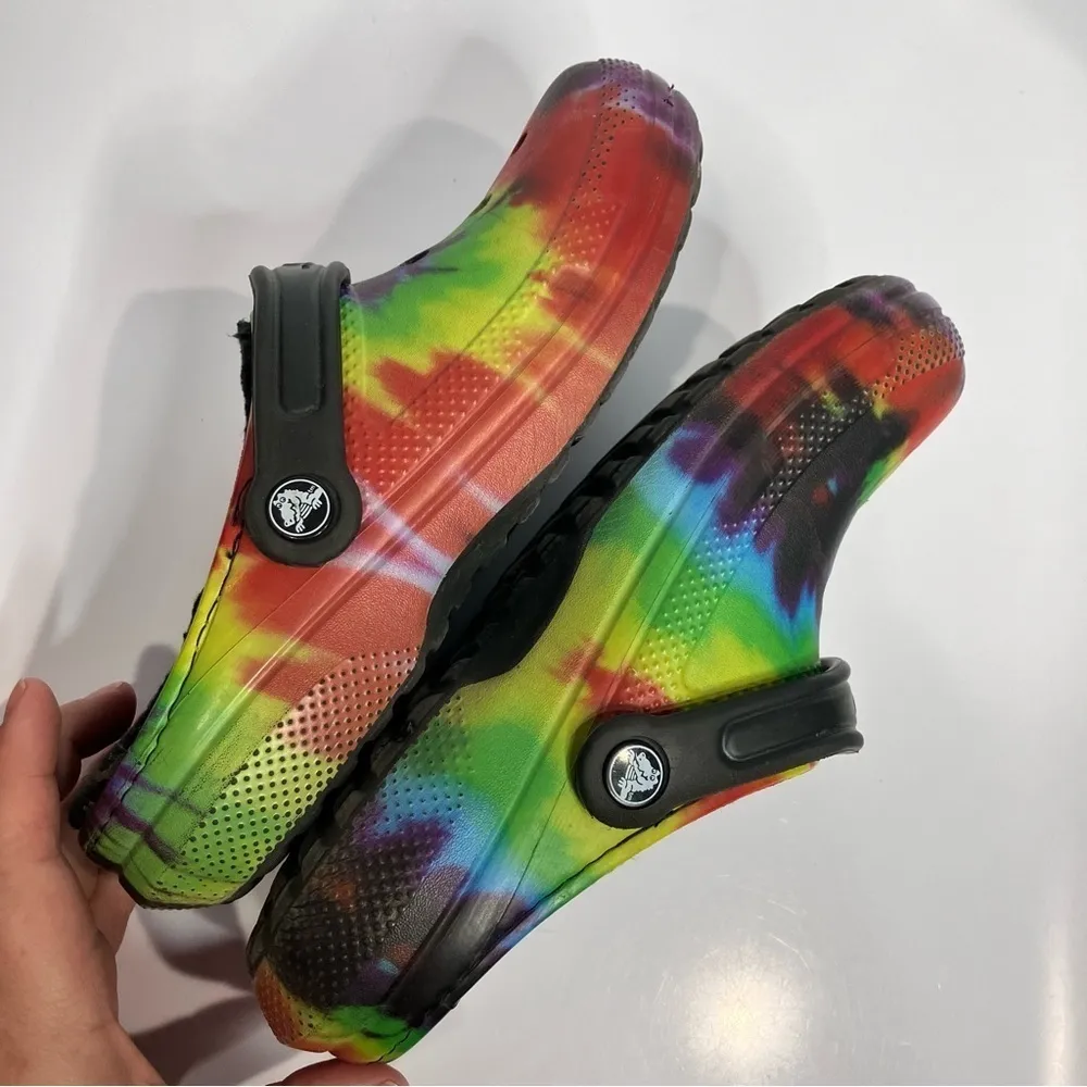 Crocs rainbow tie dye faux fur lined‎ unisex sizing - Image 8