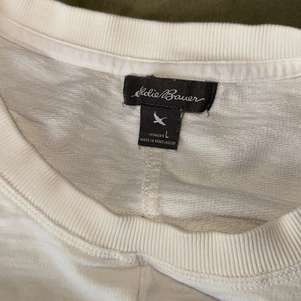 Eddie Bauer Asymmetrical Star Sweatshirt - Image 7